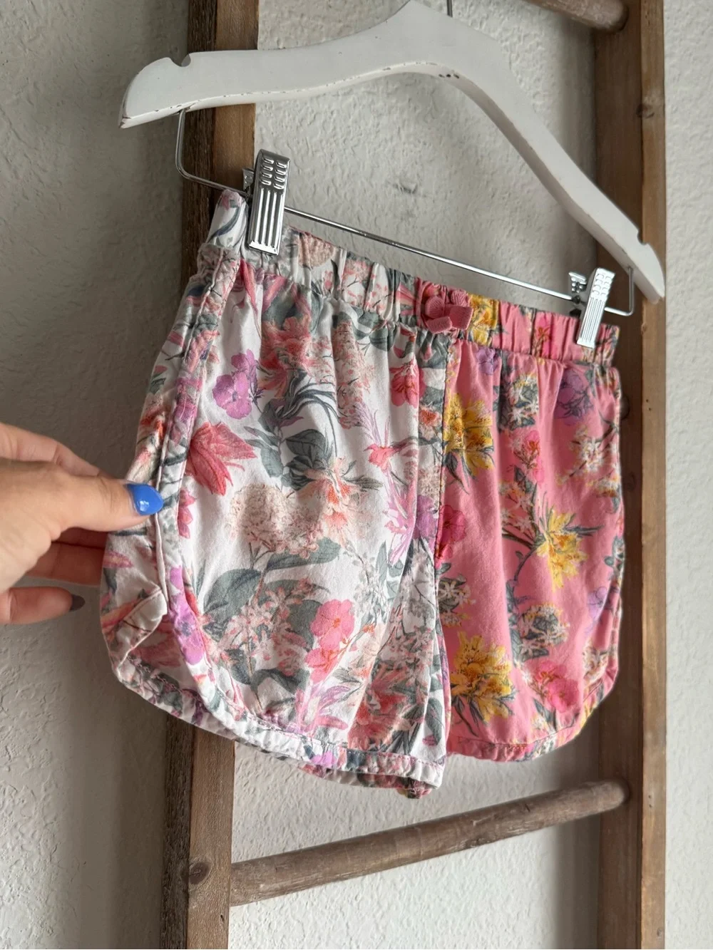 Wonder Nation Split Panel Pull On Floral Shorts girls sz: Med or 7/8